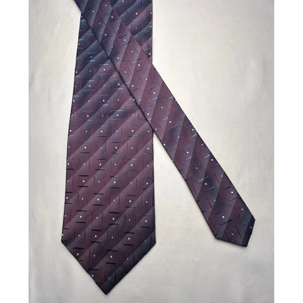 Pronto Uomo Firenze Tie 100% Silk Made Italy Burgundy Blue Geometric NWT